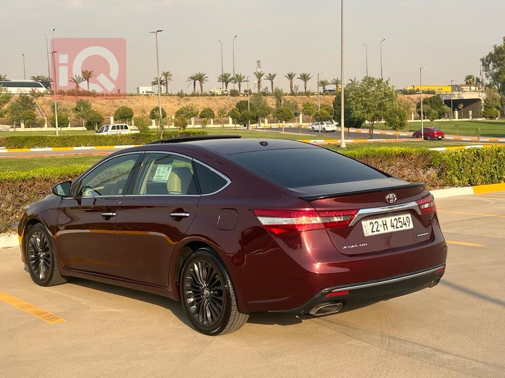 Toyota Avalon